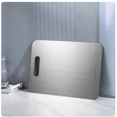 No contamines más tu comida sin darte cuenta, usa TitanSafe™ tabla de titanio.